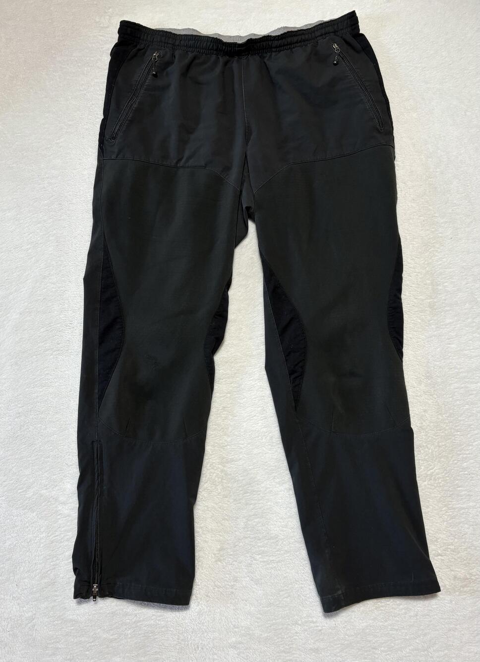 Patagonia Pants Womens Large Black Softshell Stretch Fleece Lined Hiking Zip Hem